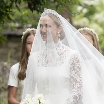 Tko je nova članica britanske kraljevske obitelji? Udala se za nećaka kralja Charlesa