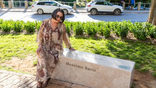 Massimo Savić dobio posebnu posvetu u rodnom gradu, oglasila se i njegova supruga Eni Kondić
