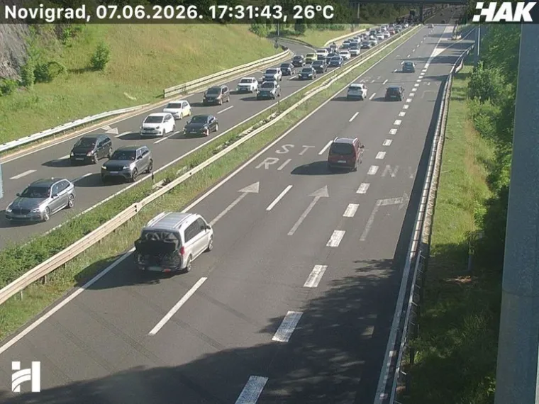 Kraj produženog vikenda i gužve na cestama: Zastoji prema Zagrebu, kolona od tri kilometra na A2