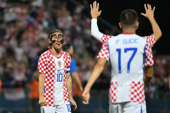Za ovo se živi! Pogledajte reakciju roditelja Luke Modrića nakon pogotka njihovog sina