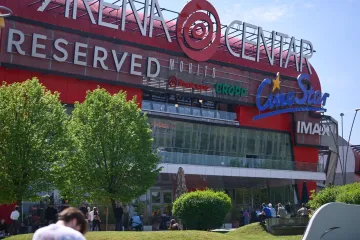 Iz zidova trgovine u Arena Centru čuo se plač, a sada je otkriveno tko se tamo skrivao: 'Izvlačimo i trećeg'
