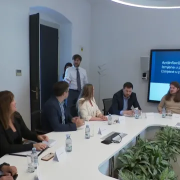 Traje pobuna zbog pau&scaron;ala, Ćorić poručio obrtnicima: 'Odustajanje od paketa nije opcija'