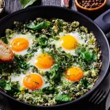 Savr&scaron;eno ljetno jelo stvoreno za dijeljenje: Recept za zelenu shakshuku