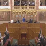 Zastupnici jednoglasno odlučili: 'Režemo si plaće!' Nije u Hrvatskoj, nego kod susjeda