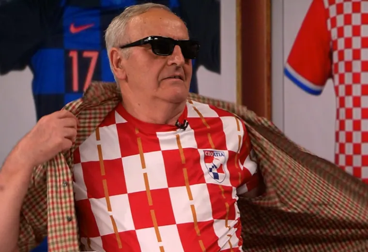 Otac kvadratića Boris Ljubičić u Direktu potrgao ko&scaron;ulju pa komentirao novi dres: 'Najružniji dosad'