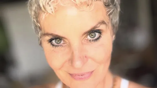 Rastresena glumica Tracy Shaw otkrila kroz &scaron;to prolazi nakon kemoterapije: 'Snage vi&scaron;e nema'