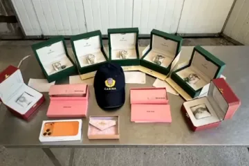Otvorili joj prtljagu i prona&scaron;li ono &scaron;to nije prijavila carini: Ostala bez 'robe' i 1200 eura