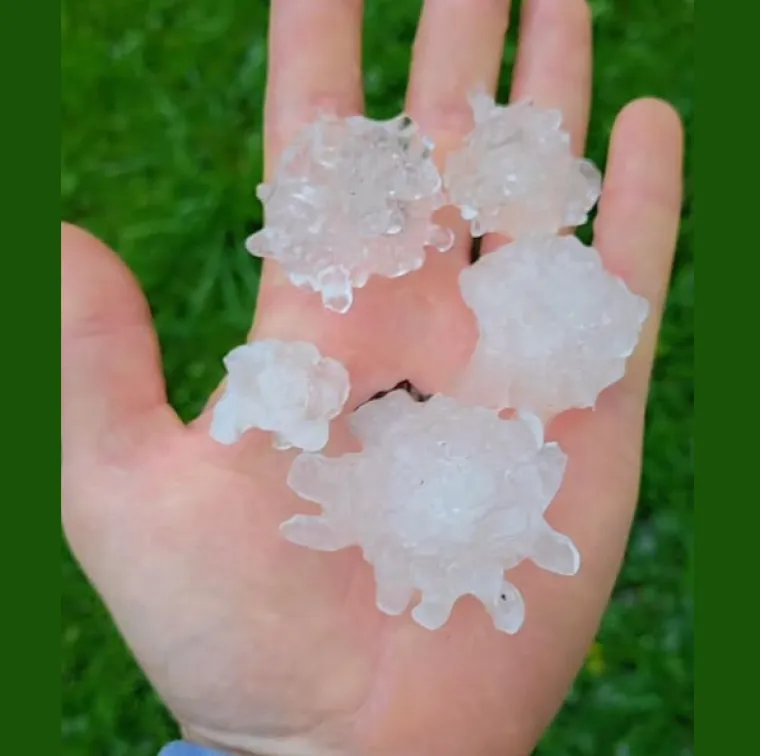 Tuča i grmljavinsko nevrijeme pogodili Hrvatsku, upaljeni meteoalarmi diljem zemlje