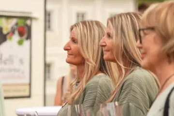 Jeste li ikada na jednom mjestu vidjeli 62 para blizanaca? E pa sad ćete