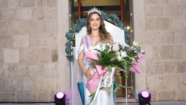 Izabrana je Miss Zadarske županije: Upoznajte atraktivnu Juliju Stefanović