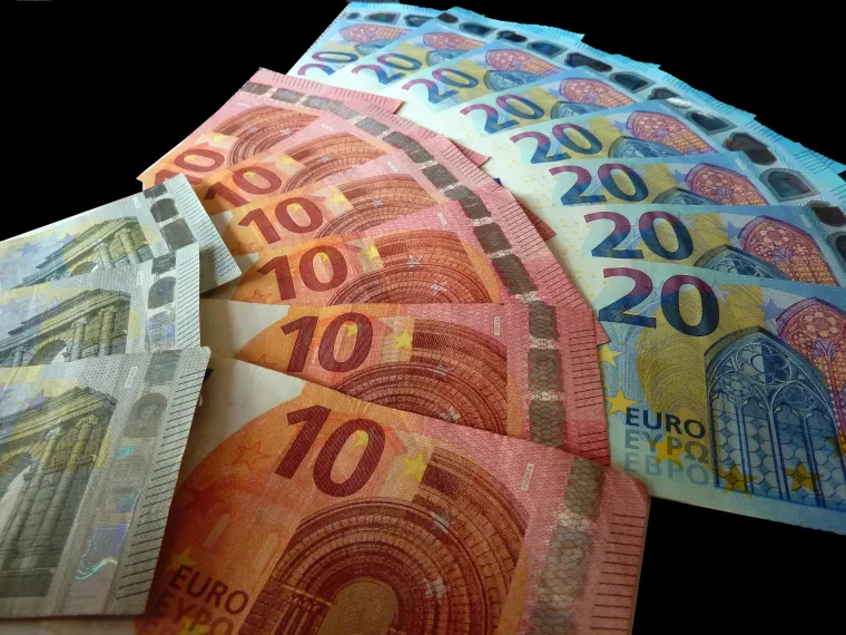 Druga polovica 2026. donosi brdo novca ovim znakovima: Džepovi će im se napuniti u trenu