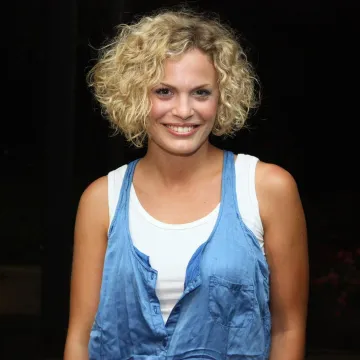 Nevena Rendeli objavila dirljive fotografije s vjenčanja: '10 godina neizmjerne podr&scaron;ke'