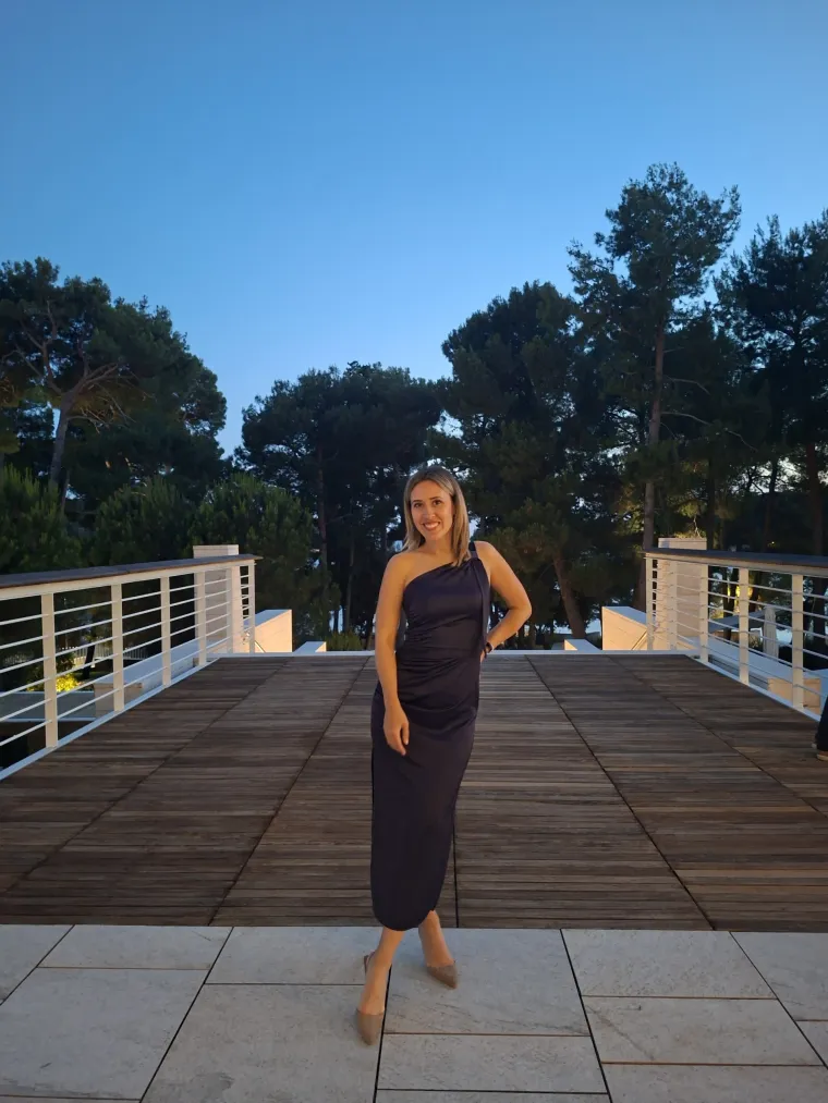 Molitva, reket na lančiću i beauty trikovi koje je naučila baka: Za&scaron;to RTL-ova zvijezda ne kupuje online?