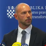 Hrvati o uvođenju doživotnog zatvora: 'Obnoviti Goli otok! Za lopove, dilanje droge i slično'