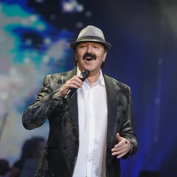 Procvat nakon razvoda? Tvrtka Harisa Džinovića u plusu, otkriveno koliko plaća zaposlenike
