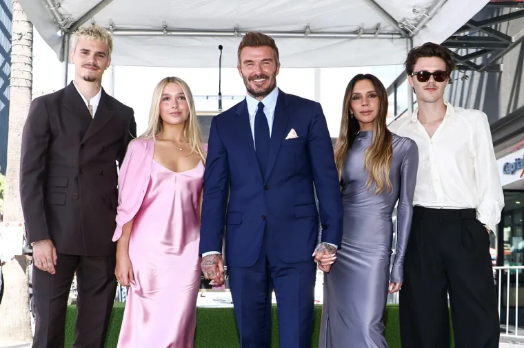 David Beckham dobio zvijezdu na holivudskoj Stazi slavnih: Pozirao u dru&scaron;tvu poznatog glumca