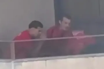 Pogledajte &scaron;to Turci rade malo prije izlaska na teren: Uhvatile ih kamere, zakotrljao se skandal