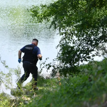 Najgori mogući ishod: U Dravi pronađeno tijelo nestalog dječaka (14)