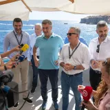 Plenković u Dubrovniku, kaže da je uzeo dan 'off': 'Do&scaron;ao sam sa sinom, da se odmorimo od velikog tempa'