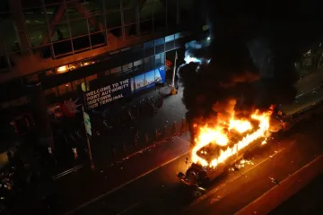 New York nakon prvog naslova prvaka u pola stoljeća ličio na ratnu zonu