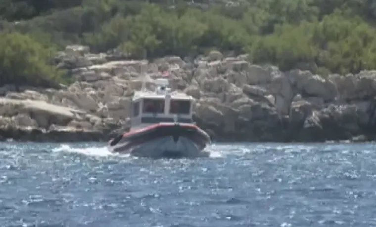 Jedrilica potonula na dubinu od 50 metara, ronioci tragaju za jo&scaron; jednom osobom