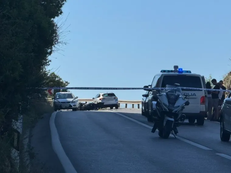 Tragedija na magistrali: Sudar tri auta i motocikla, jedna osoba je preminula