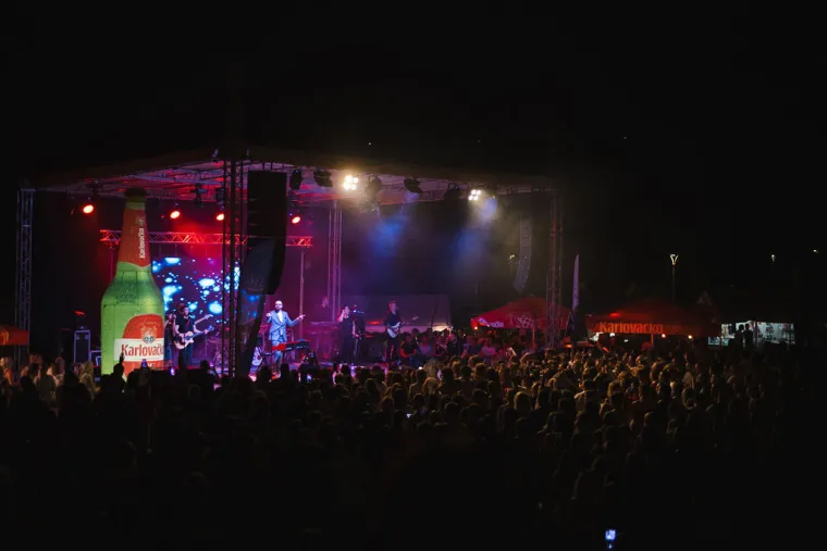 Grin Fest 2026. donosi sedam dana glazbe, sporta, gastronomije i zabave uz Mrežnicu