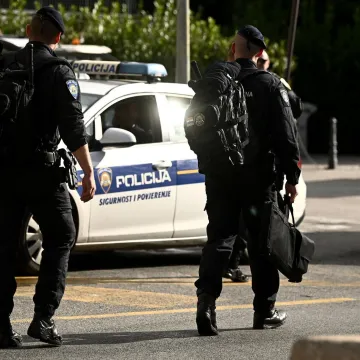 Poku&scaron;aj ubojstva u Dubrovniku: Nožem ubo ženu u leđa, od ranije je poznat policiji