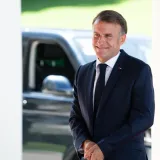 Macron &scaron;alje moćan nosač zrakoplova? 'Učinit ćemo sve da ne bude naknada za prolaz'
