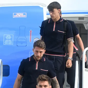 Vatreni su stigli u Dallas na okr&scaron;aj s Engleskom! Pogledajte tko je prvi iza&scaron;ao iz aviona