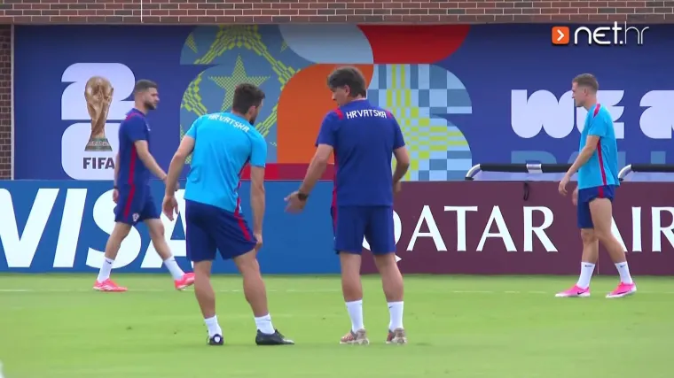 Dalić je na posljednjem treningu razgovarao s jednim igračem: Hoće li se naći na klupi?