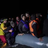 Kaos u kanalu: Vi&scaron;e od 700 migranata prelazi kanal! To je najvi&scaron;e u jednom danu ove godine