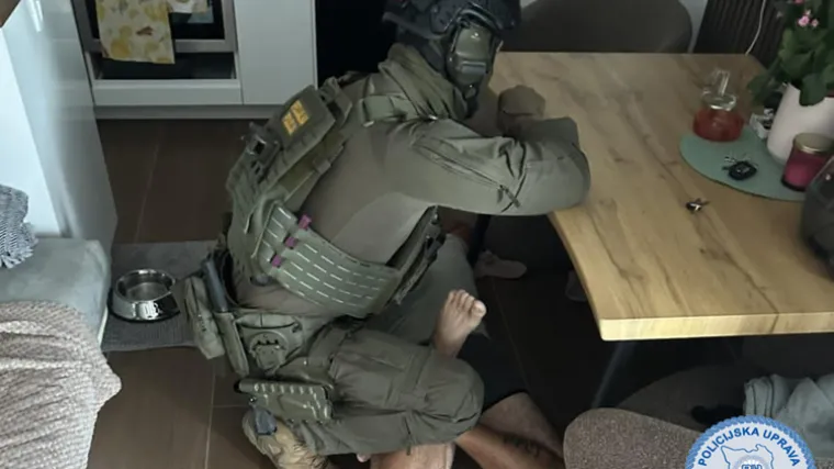 U akciji hvatanja kriminalne skupine sudjelovalo 80 policajaca! Pogledajte &scaron;to su sve prona&scaron;li