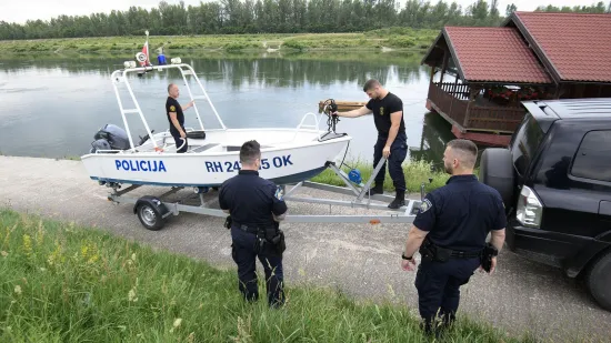 Opsežna akcija kod Selnice Podravske: Treći dan potrage za nestalim dječakom (8) u Dravi
