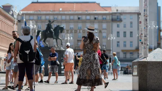 Liječnica iz HZJZ-a: 'Ovako se možete za&scaron;tititi i prepoznati simptome toplinskog udara'