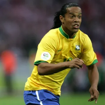 Legendarni Ronaldinho &scaron;okirao svijet: Vraća se iz mirovine, a to je tek početak