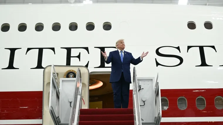 Trump predstavio 'leteću Bijelu kuću': 'Leti dalje i brže od bilo kojeg Air Force Onea'