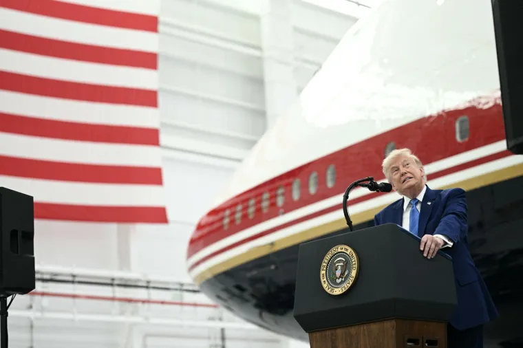 Trump predstavio 'leteću Bijelu kuću': 'Leti dalje i brže od bilo kojeg Air Force Onea'