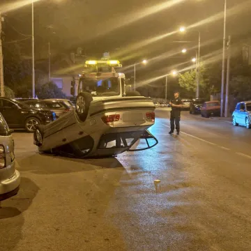 Kr&scaron; i lom u Beogradu: Auto zagrebačkih registracija sudjelovao u te&scaron;kom sudaru