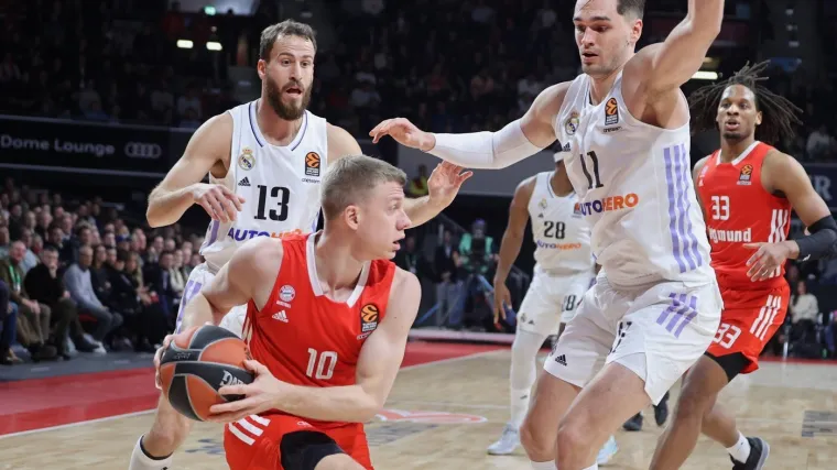 Hezonja se oprostio od &scaron;efa uz poruku koja je nasmijala navijače: 'Odgovori na poruke ponekad..'