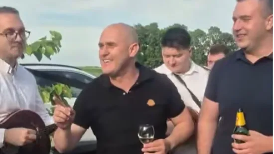 Dabro ponovno zapjevao, pogledajte kakvu snimku je objavio: 'Na molbu brojnih pratitelja'