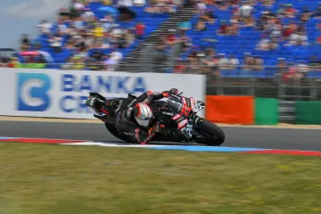 Skandal u MotoGP-u! Vodeći vozač prvenstva udario redara pa ekspresno diskvalificiran
