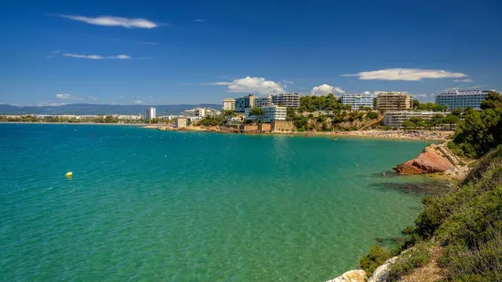 Velika tragedija na plaži! Skok sa stijena trojicu dječaka odnio ravno u smrt