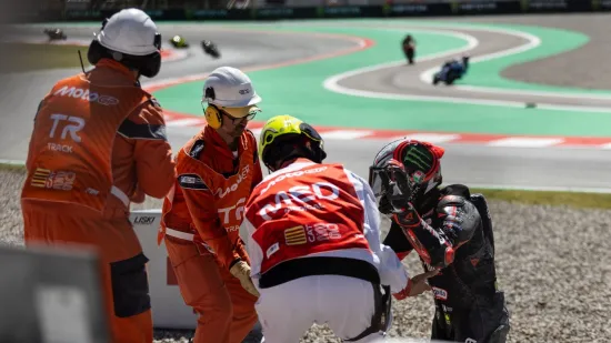 Udario suca i izazvao skandal, a sada se ispričao cijelom MotoGP-u: 'Nema opravdanja'