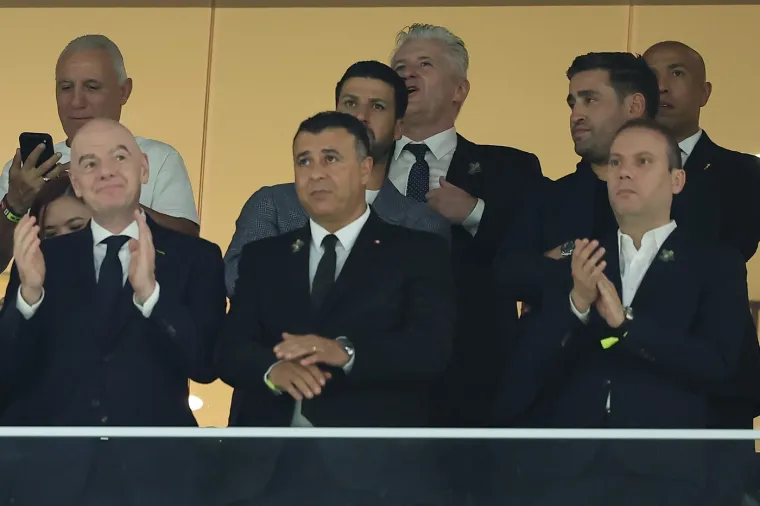 Biv&scaron;i 'Vatreni' rijetko se pojavljuje u javnosti, a sada je snimljen uz Infantina na SP-u