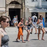 Paklene vrućine, a plaže se pune: Pogledajte kako je izgledao prvi dan ljeta diljem Hrvatske