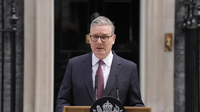 Starmer podnio ostavku! Čeka li Britaniju jo&scaron; jedan pad, tko dolazi sljedeći?