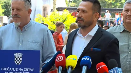 Okr&scaron;aj u Brezovici! Mu&scaron;karac dobacivao Peternelu, ovaj mu uzvratio: 'Ubili ste dovoljno ljudi'
