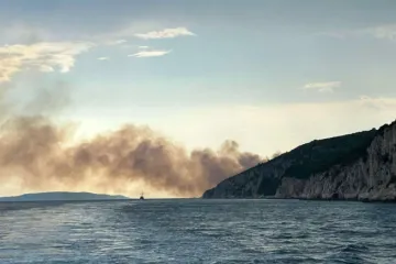 Nakon udara groma buknuo požar u Dalmaciji: Gori na Čiovu, dignut kanader