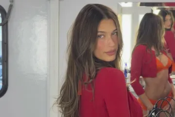 Internet poludio za fotografijama Hailey Bieber: 'Justine, ti si jedan sretan čovjek'